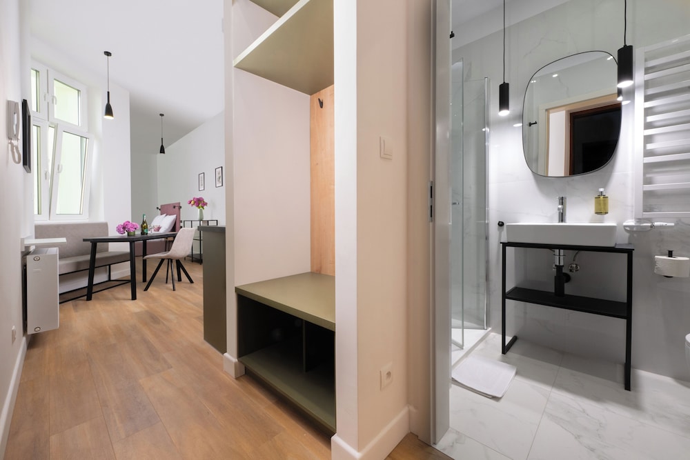 Rajska Residence — Hotel rooms in Krakow, Lesser Poland