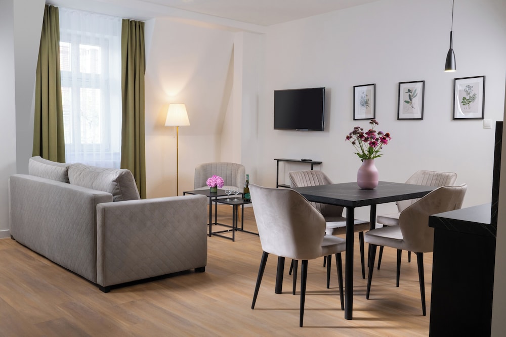 Rajska Residence — Hotel rooms in Krakow, Lesser Poland