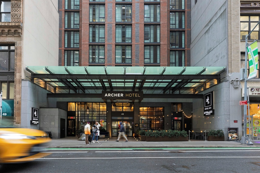 Archer Hotel New York — Hotel building in New York City, New York State
