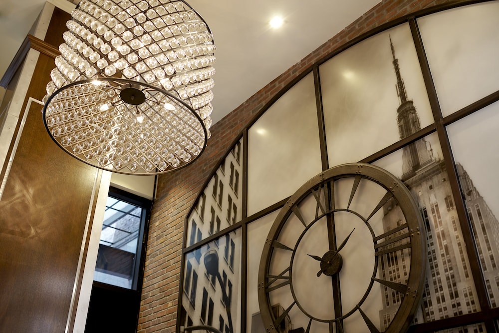 Archer Hotel New York — Hotel building in New York City, New York State