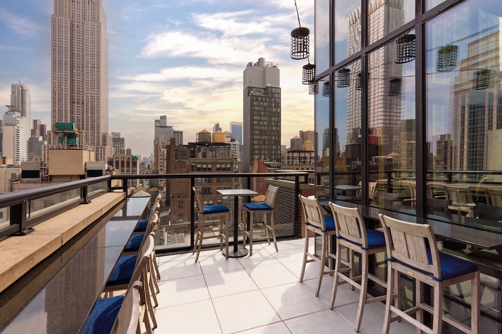 Archer Hotel New York — Restaurant & bars in New York City, New York State