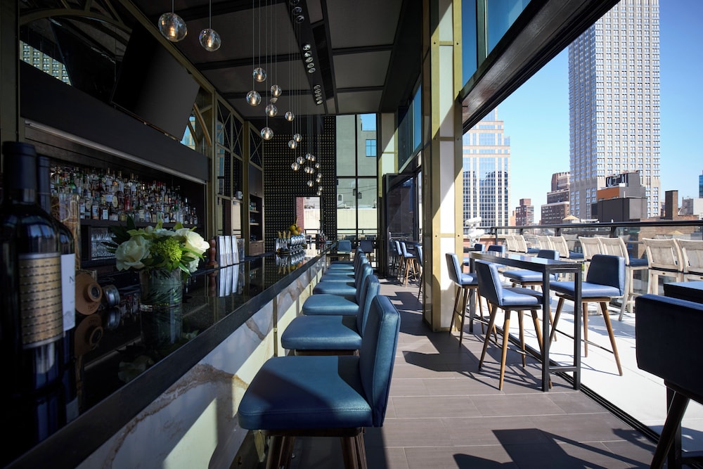 Archer Hotel New York — Restaurant & bars in New York City, New York State