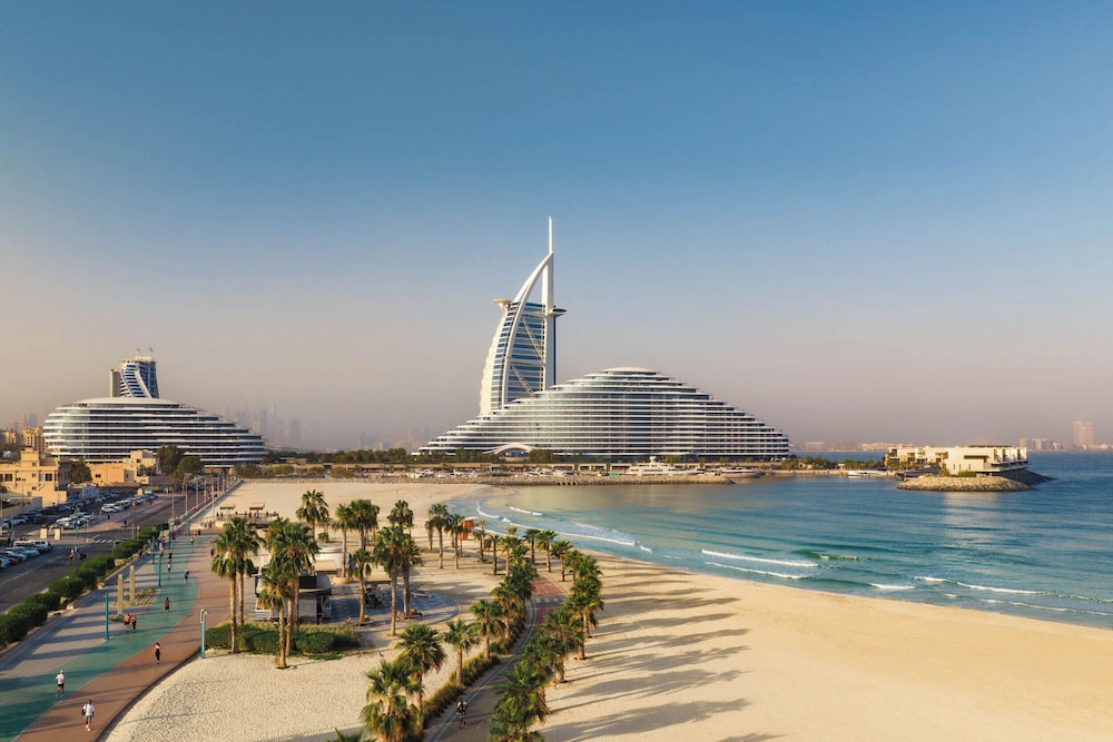 Jumeirah Marsa Al Arab Dubai — Hotel building in Dubai