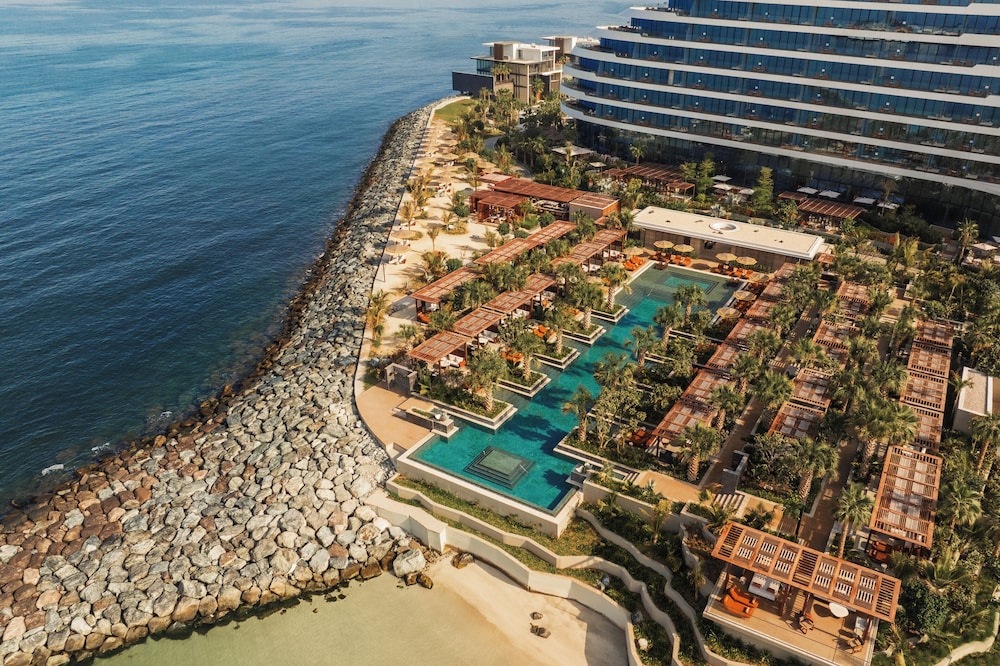 Jumeirah Marsa Al Arab Dubai — Swimming pool in Dubai
