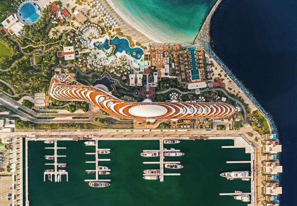 Jumeirah Marsa Al Arab Dubai — Hotel building in Dubai