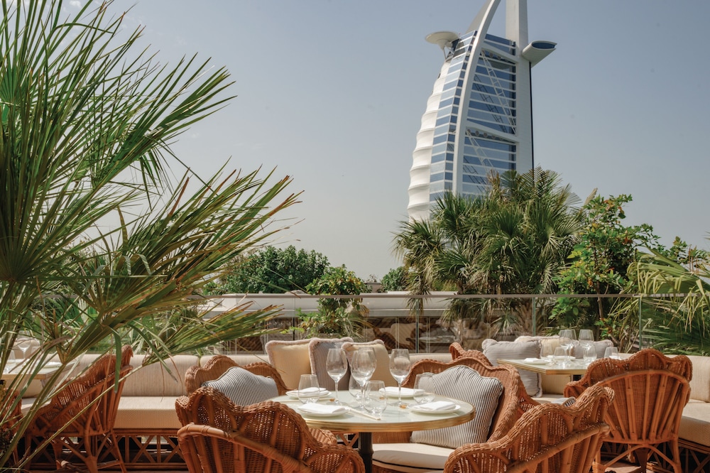 Jumeirah Marsa Al Arab Dubai — Restaurant & bars in Dubai