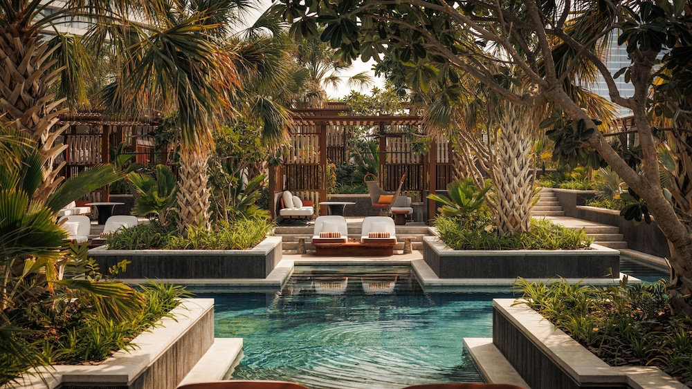 Jumeirah Marsa Al Arab Dubai — Swimming pool in Dubai