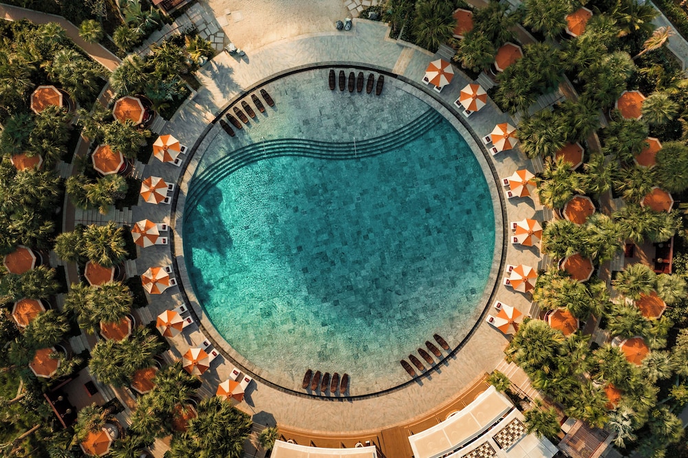 Jumeirah Marsa Al Arab Dubai — Swimming pool in Dubai