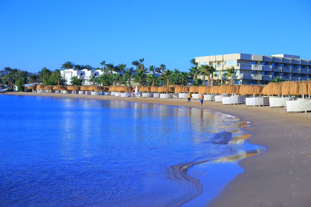Seven Seas Jolie Bay - Ultra All Inclusive — Beach in Safaga, Red Sea