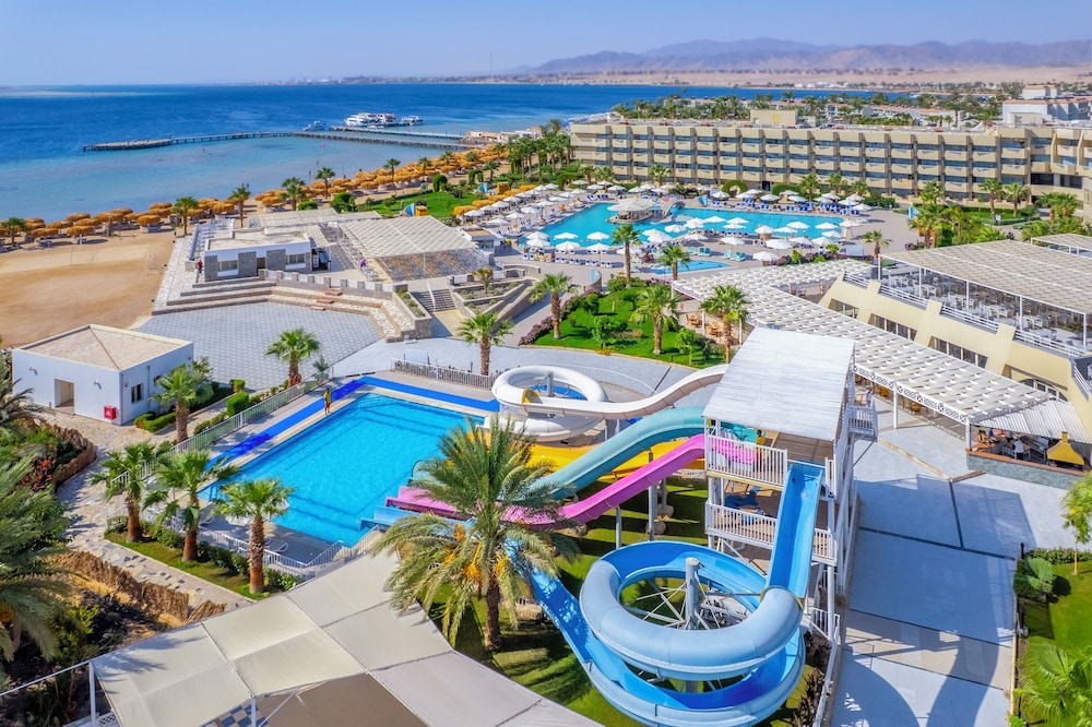 Seven Seas Jolie Bay - Ultra All Inclusive — Swimming pool in Safaga, Red Sea