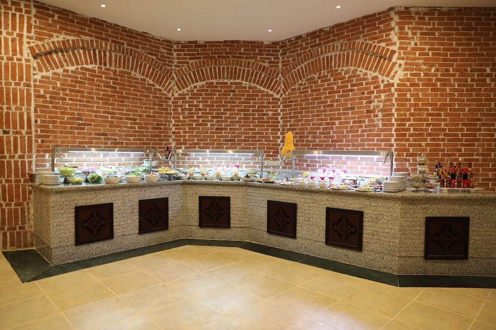 Amarina Queen Resort & Aqua Park Marsa Alam — Restaurant & bars in Marsa Alam, Red Sea