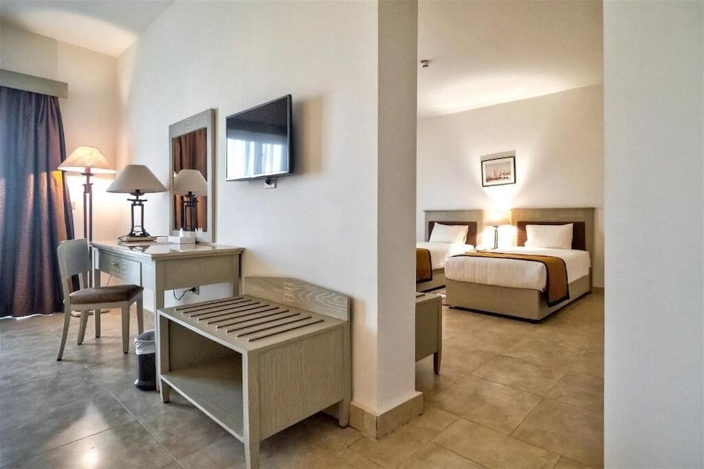 Amarina Queen Resort & Aqua Park Marsa Alam — Hotel rooms in Marsa Alam, Red Sea
