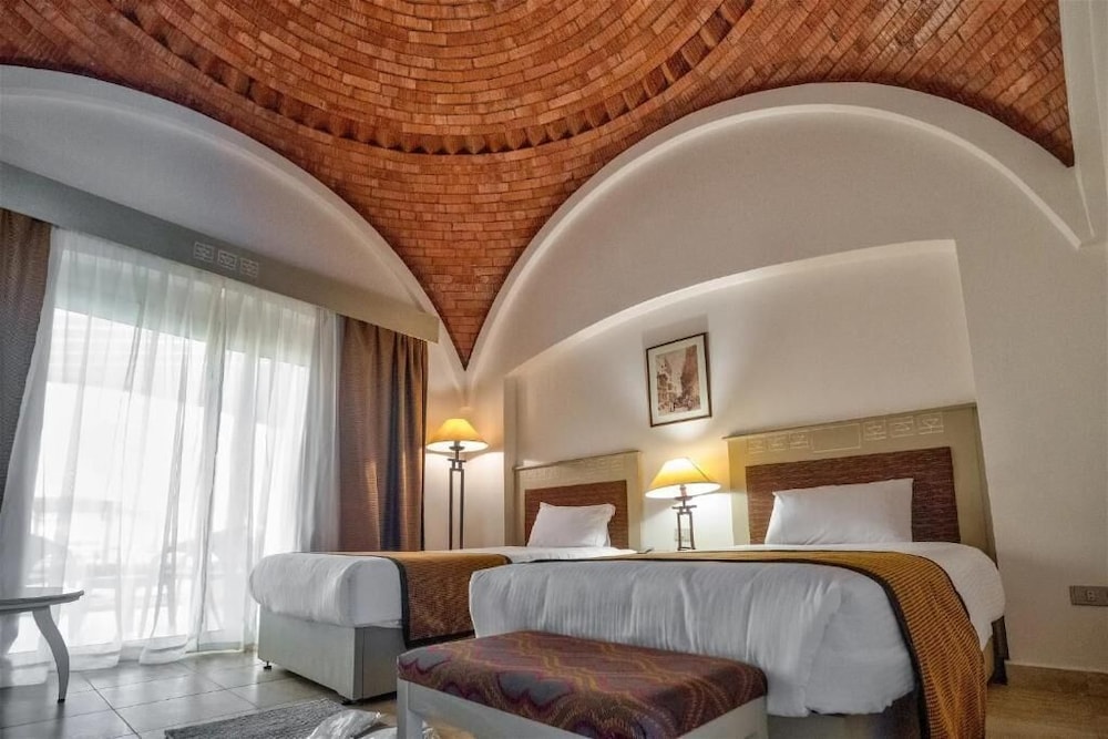 Amarina Queen Resort & Aqua Park Marsa Alam — Hotel rooms in Marsa Alam, Red Sea