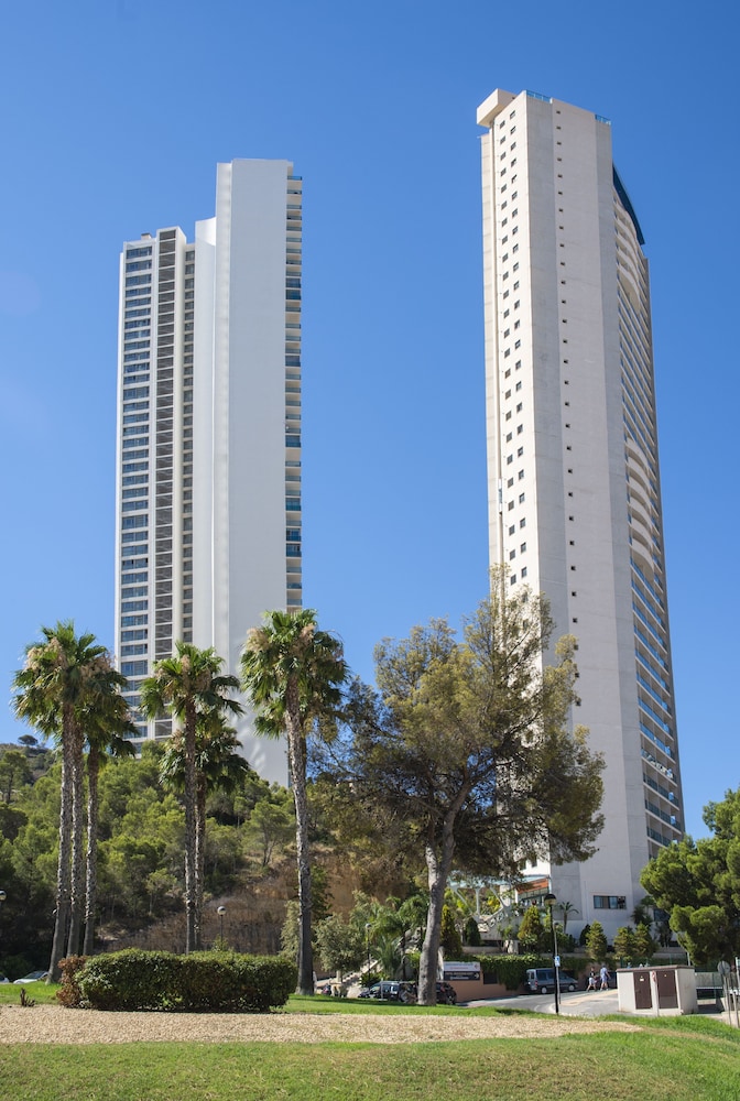 Pierre & Vacances Benidorm Horizon — Hotel building in Benidorm, Valencian Community