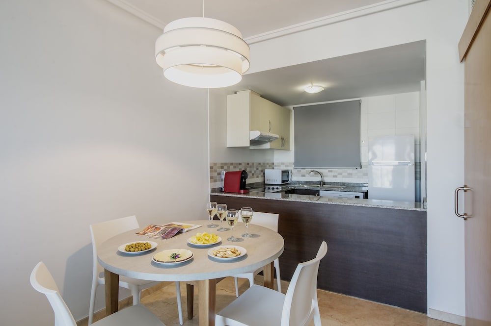 Pierre & Vacances Benidorm Horizon — Hotel rooms in Benidorm, Valencian Community