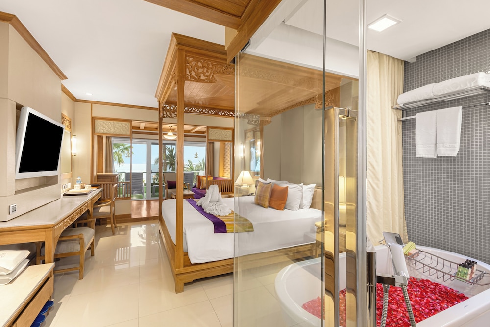 Royal Cliff Beach Terrace Hotel Pattaya — Hotel rooms in Pattaya, Chonburi