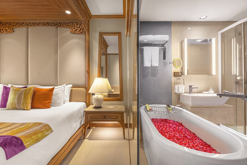 Royal Cliff Beach Terrace Hotel Pattaya — Hotel rooms in Pattaya, Chonburi