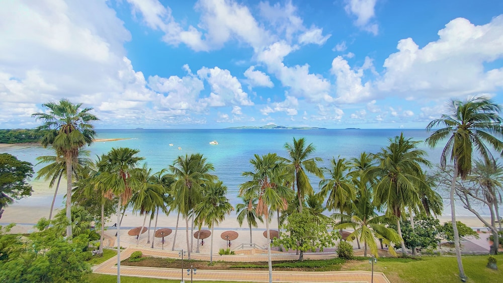 Royal Cliff Beach Terrace Hotel Pattaya — Beach in Pattaya, Chonburi