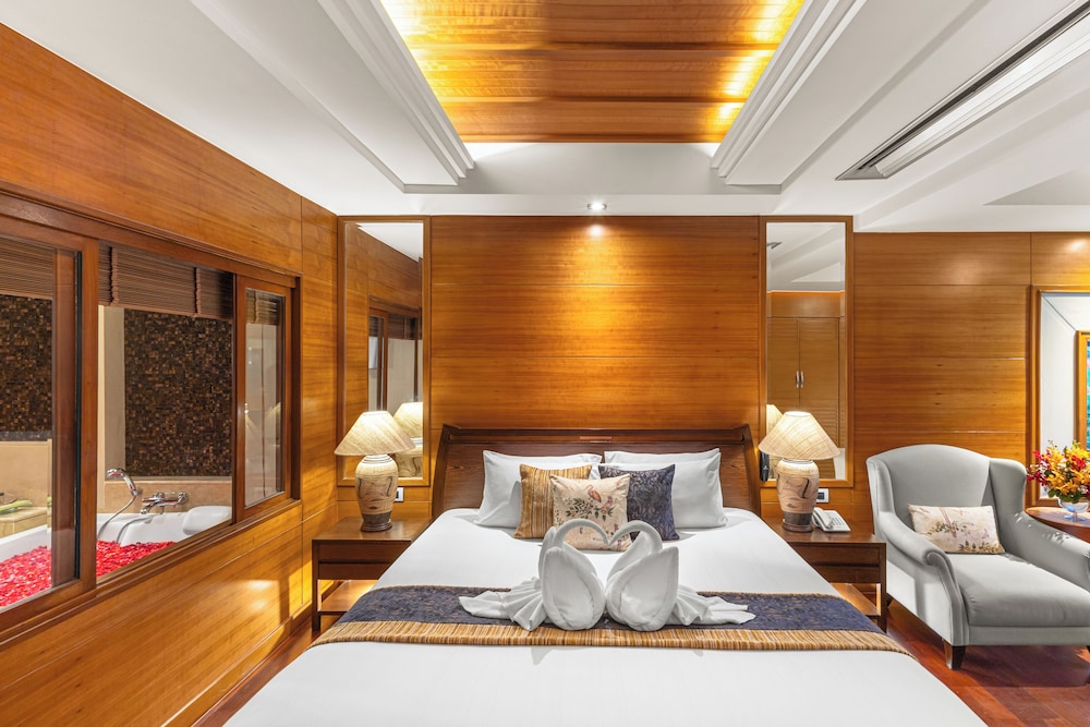 Royal Cliff Beach Terrace Hotel Pattaya — Hotel rooms in Pattaya, Chonburi