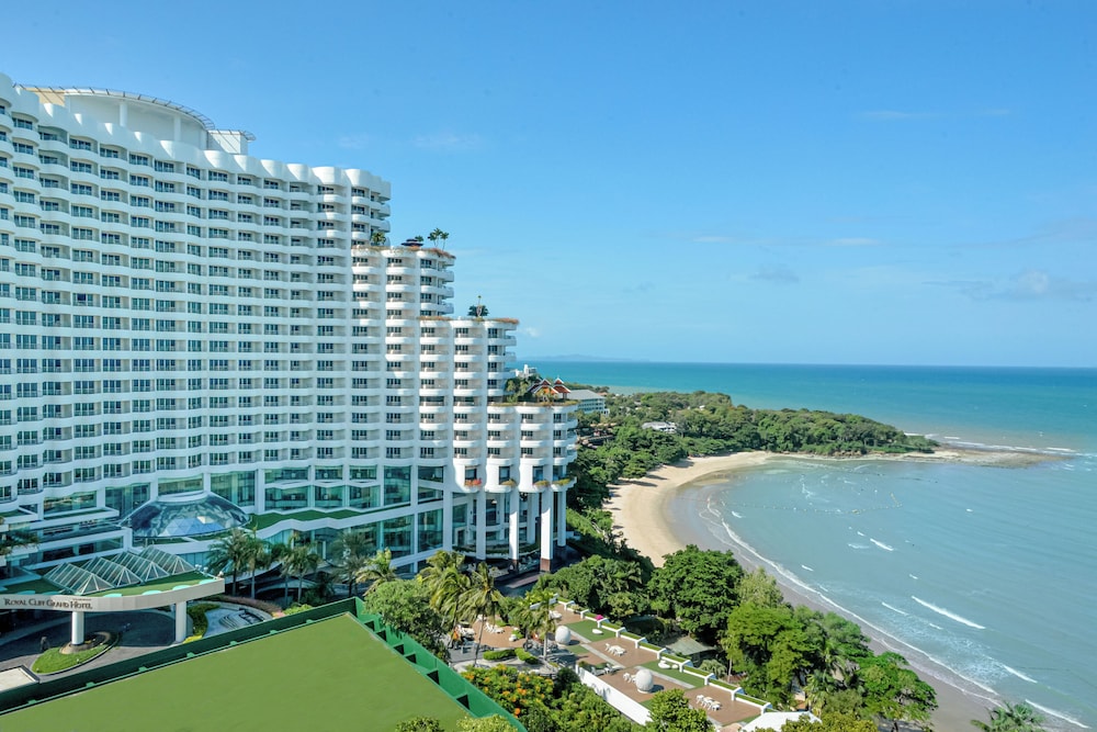 Royal Cliff Grand Hotel Pattaya — Hotel building in Pattaya, Chonburi