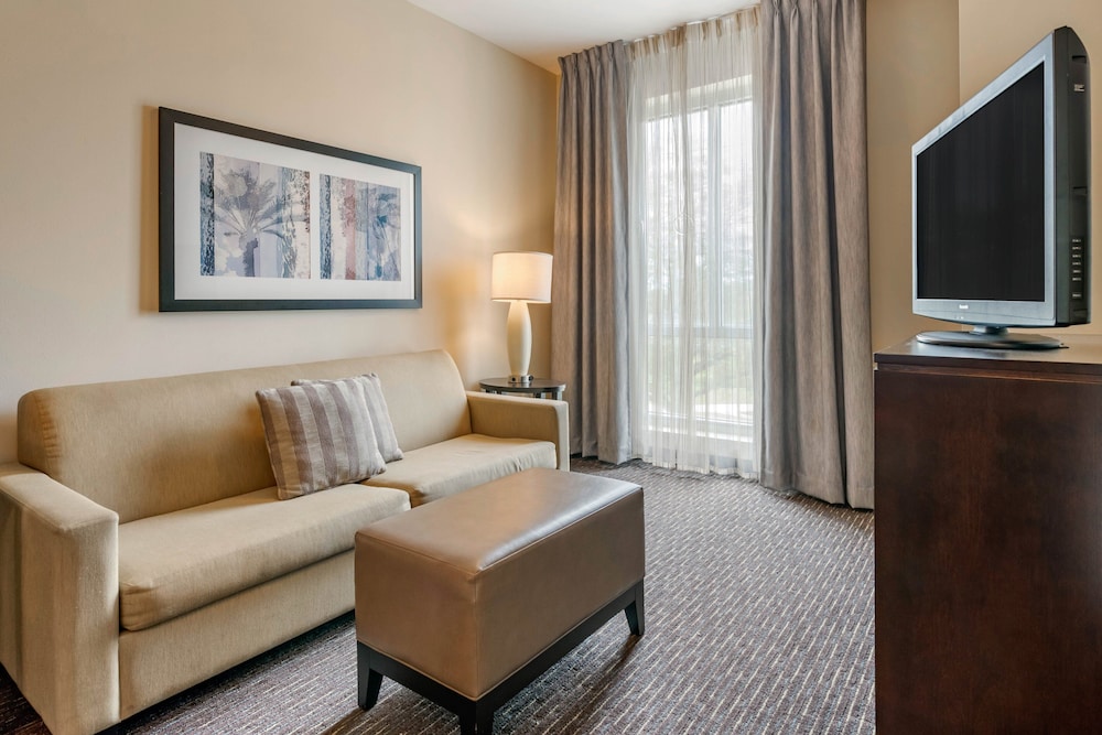 Staybridge Suites St. Petersburg Downtown by IHG — Hotel rooms in Gulfport, Florida