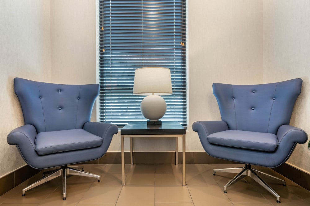 Staybridge Suites St. Petersburg Downtown by IHG — Hotel rooms in Gulfport, Florida
