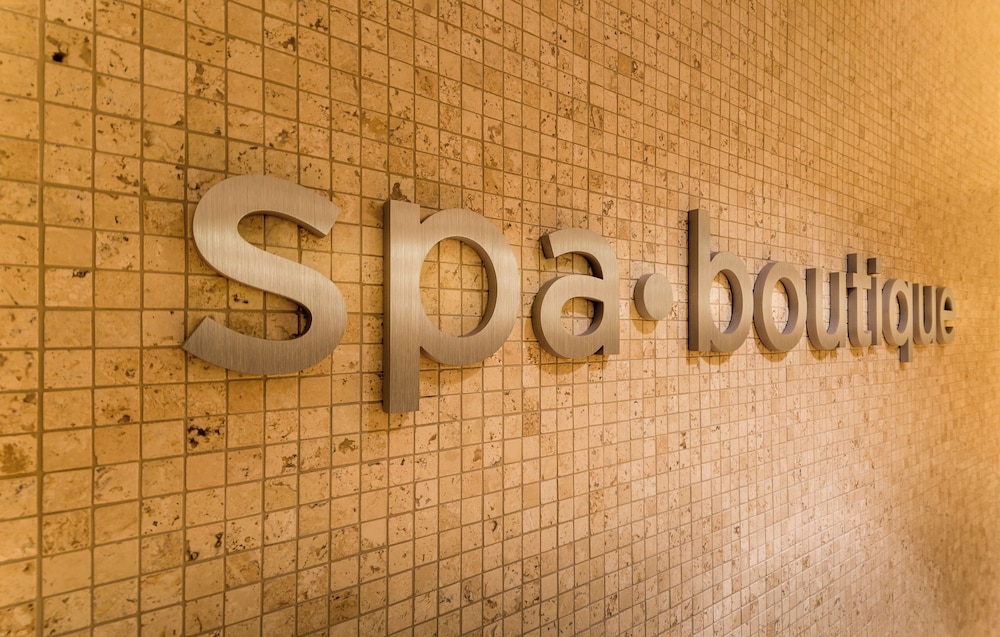 The Godfrey Hotel Chicago — Spa in Chicago, Illinois