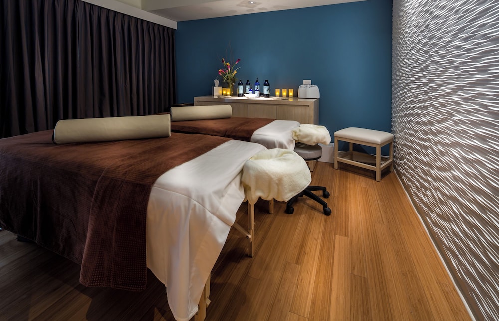 The Godfrey Hotel Chicago — Spa in Chicago, Illinois