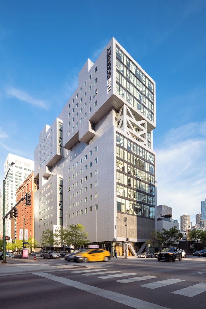 The Godfrey Hotel Chicago — Hotel building in Chicago, Illinois