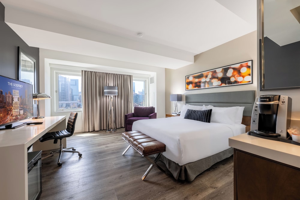The Godfrey Hotel Chicago — Hotel rooms in Chicago, Illinois