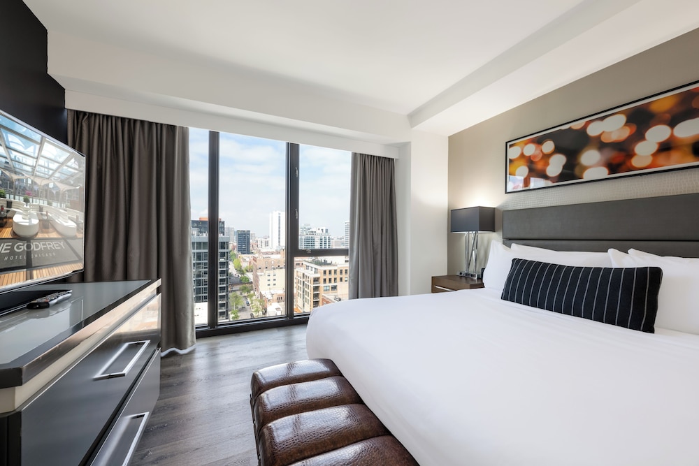 The Godfrey Hotel Chicago — Hotel rooms in Chicago, Illinois