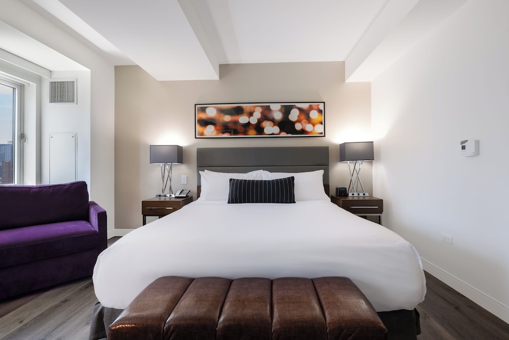 The Godfrey Hotel Chicago — Hotel rooms in Chicago, Illinois