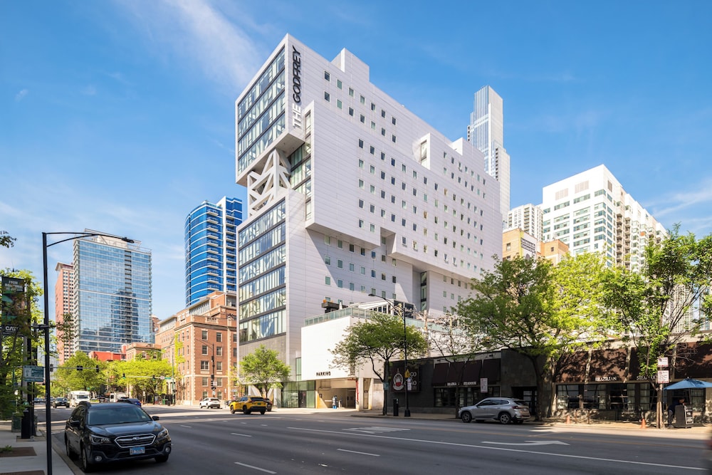 The Godfrey Hotel Chicago — Hotel building in Chicago, Illinois