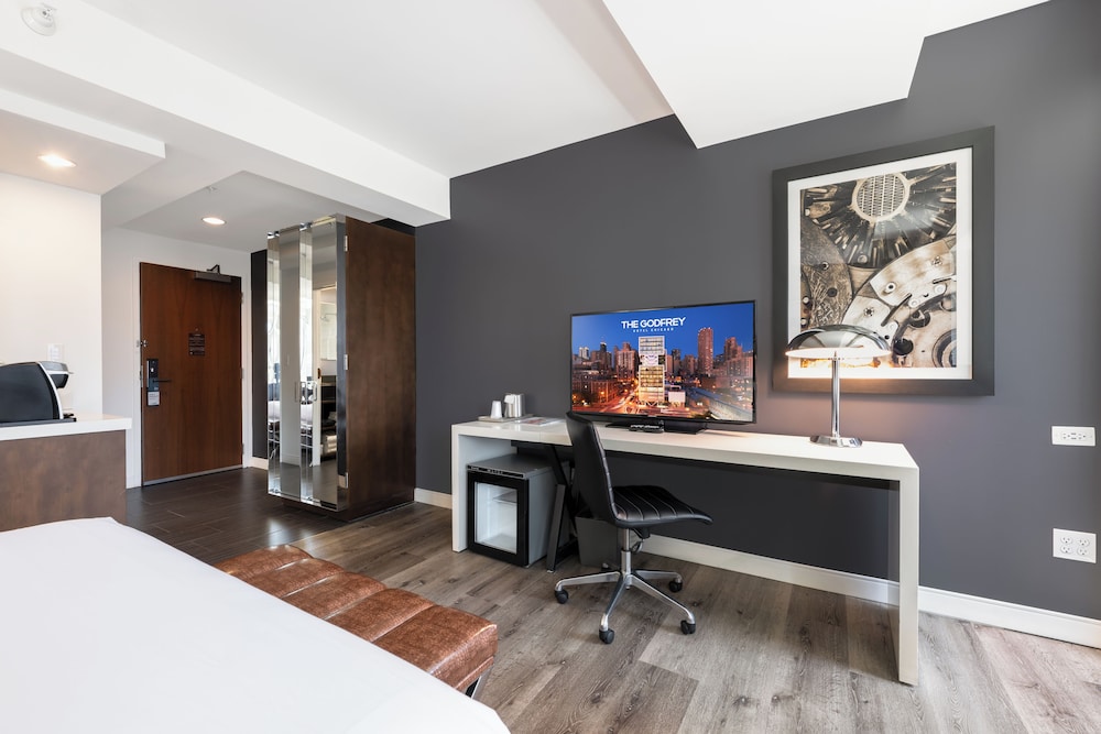 The Godfrey Hotel Chicago — Hotel rooms in Chicago, Illinois
