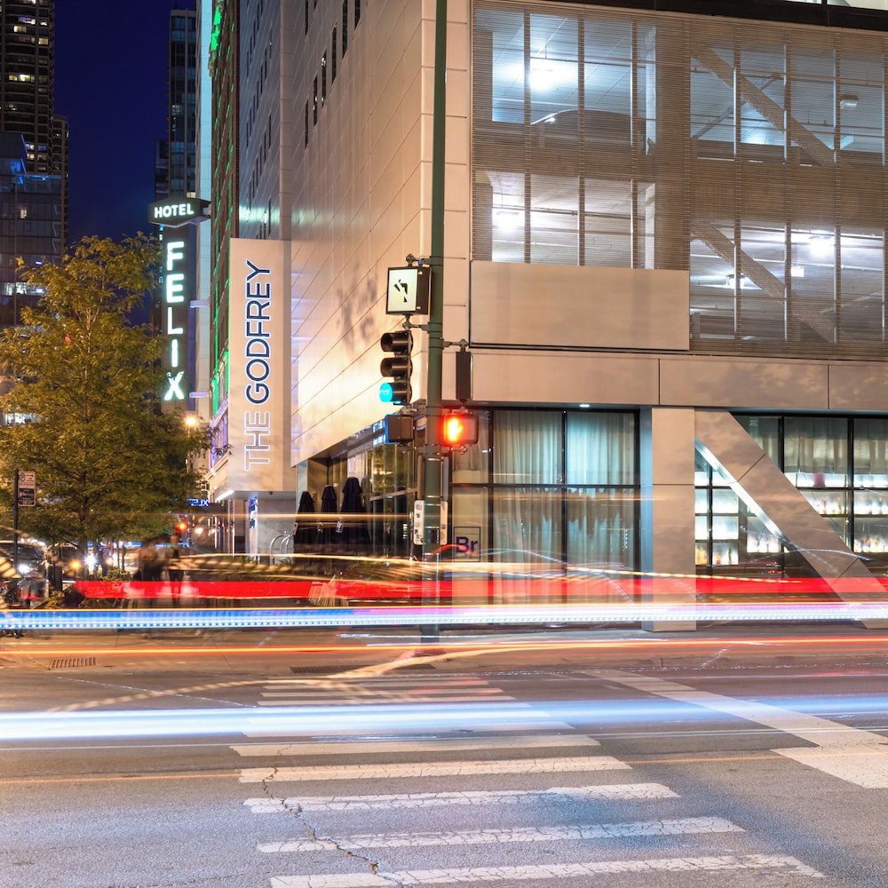 The Godfrey Hotel Chicago — Hotel building in Chicago, Illinois