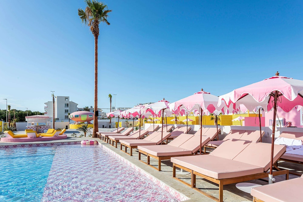 Los Felices Ibiza — Beach in San Antonio, Balearic Islands
