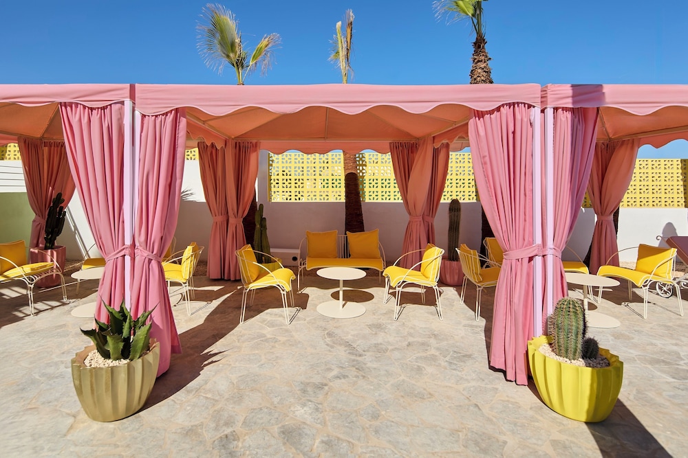 Los Felices Ibiza — Beach in San Antonio, Balearic Islands