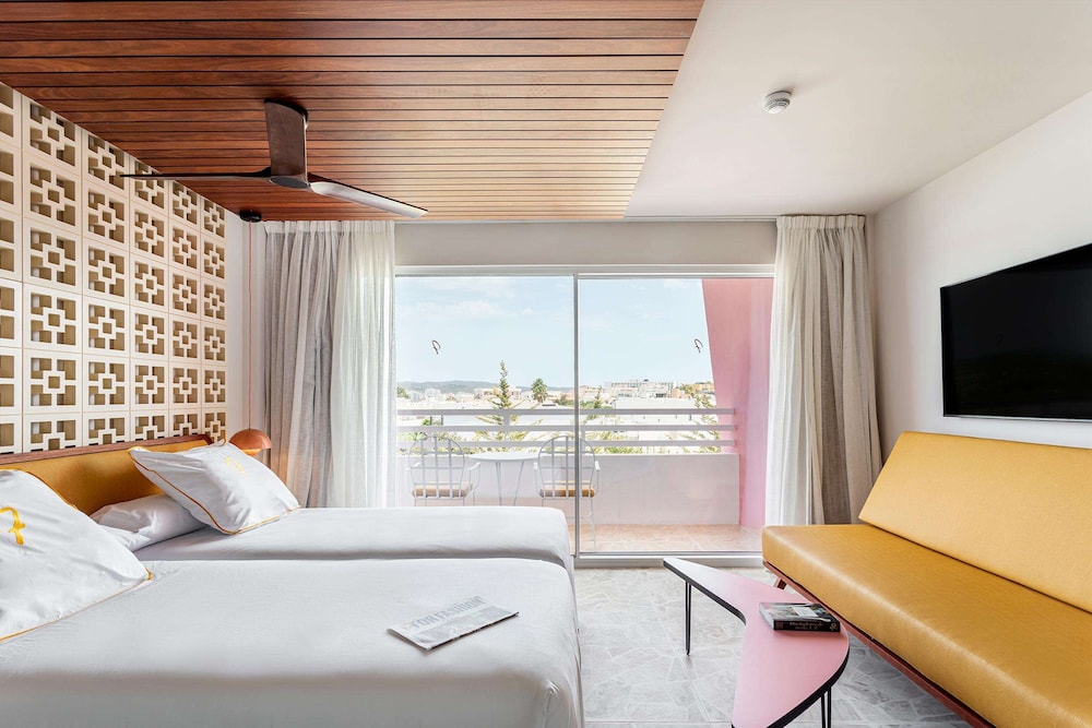 Los Felices Ibiza — Hotel rooms in San Antonio, Balearic Islands