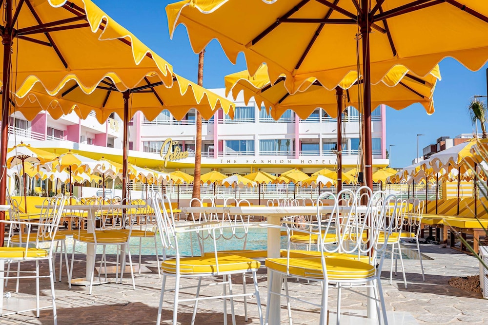 Los Felices Ibiza — Restaurant & bars in San Antonio, Balearic Islands