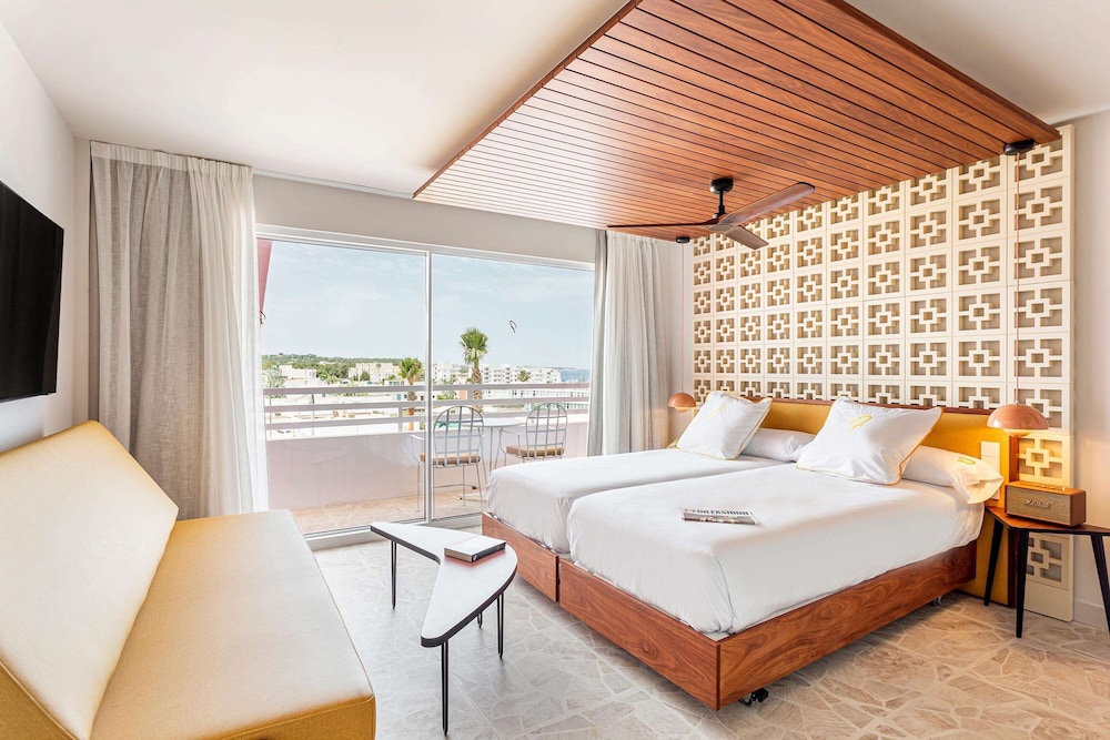 Los Felices Ibiza — Hotel rooms in San Antonio, Balearic Islands