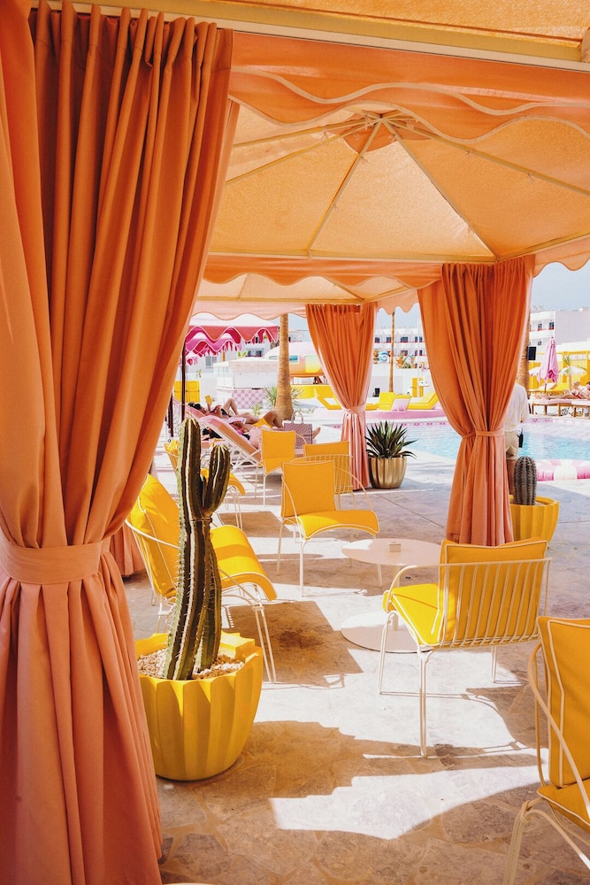 Los Felices Ibiza — Swimming pool in San Antonio, Balearic Islands