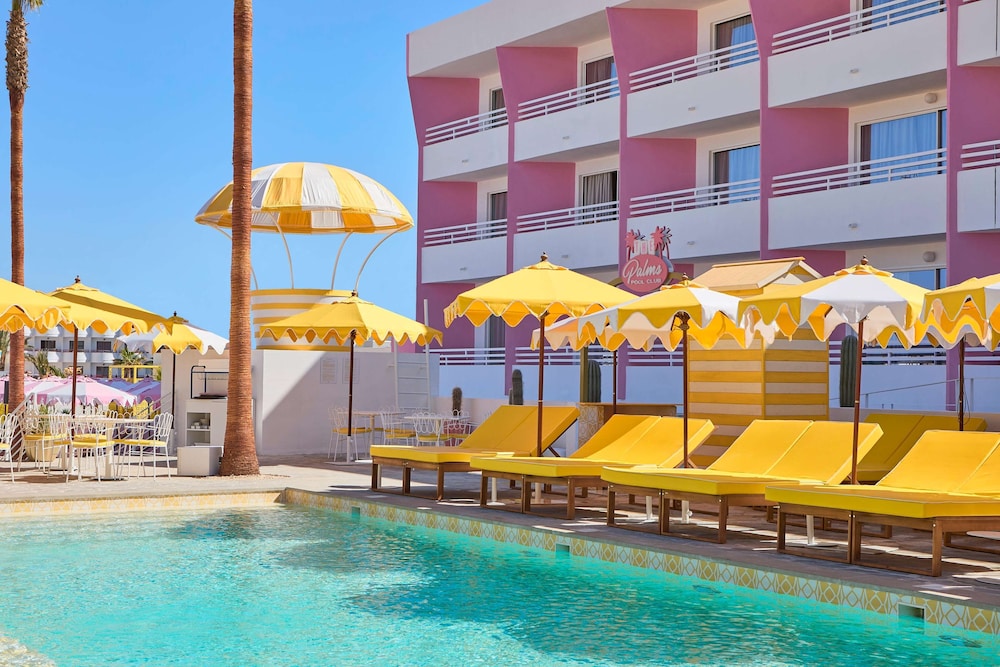 Los Felices Ibiza — Swimming pool in San Antonio, Balearic Islands