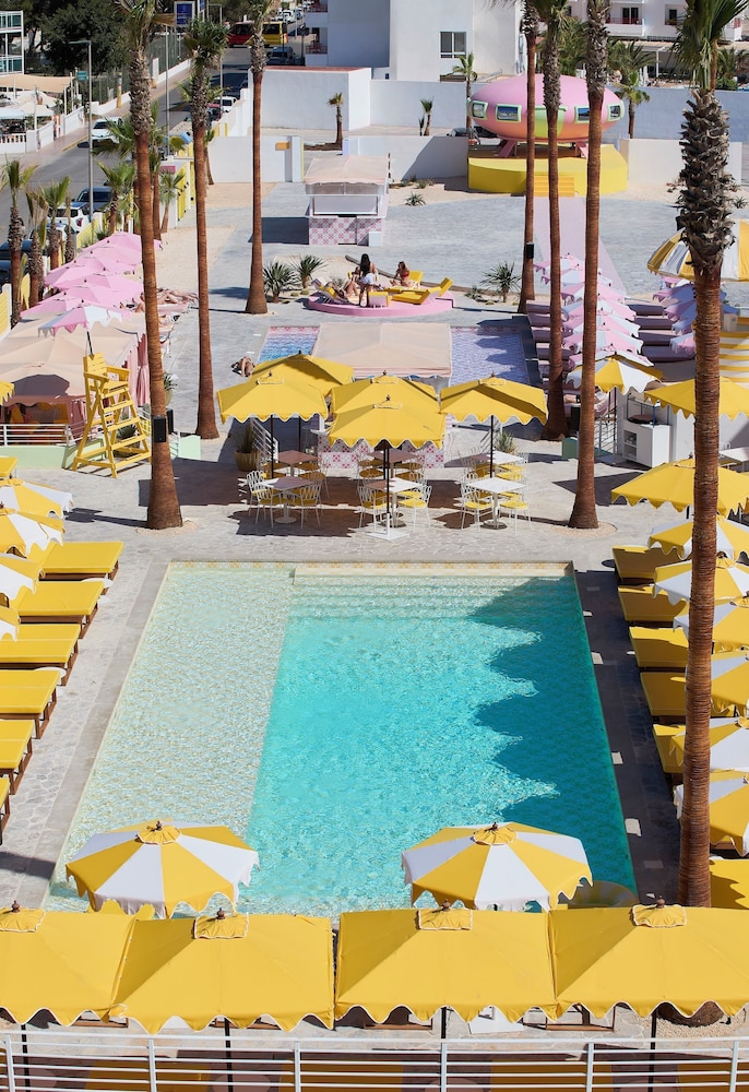 Los Felices Ibiza — Swimming pool in San Antonio, Balearic Islands