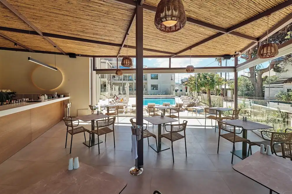 Inea Sole Boutique Hotel — Restaurant & bars in Chania