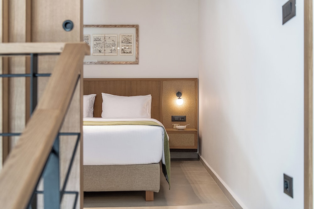 Inea Sole Boutique Hotel — Hotel rooms in Chania
