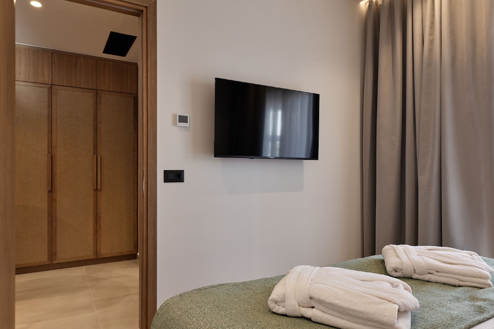 Inea Sole Boutique Hotel — Hotel rooms in Chania