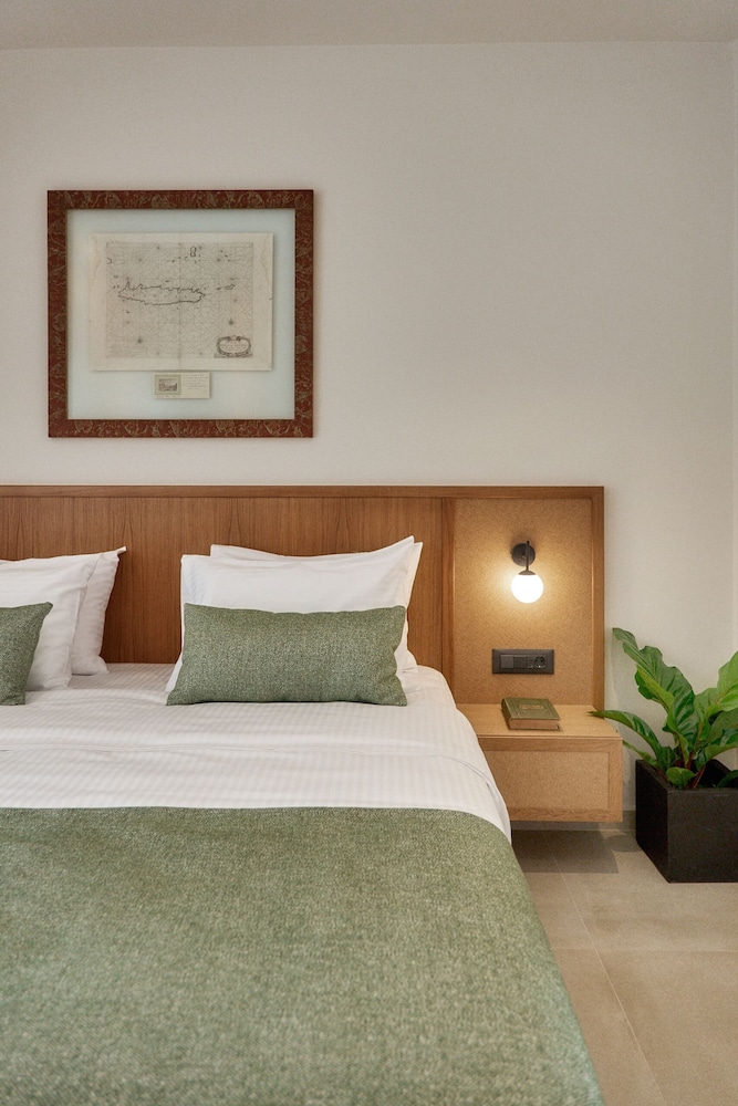 Inea Sole Boutique Hotel — Hotel rooms in Chania