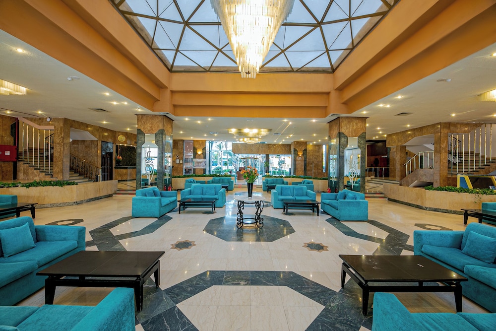 Marlin Inn Azur Resort — Hotel building in Hurghada, Red Sea