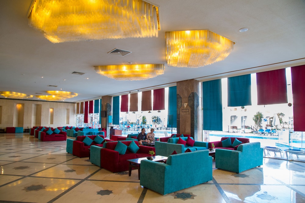 Marlin Inn Azur Resort — Hotel building in Hurghada, Red Sea