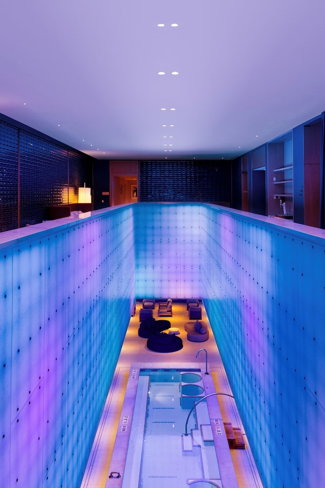 Fontainebleau Las Vegas, MICHELIN Key Award Hotel — Spa in Las Vegas, Nevada